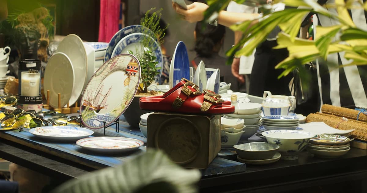 Quoi vendre à un vide-grenier : 25 objets qui partent vite